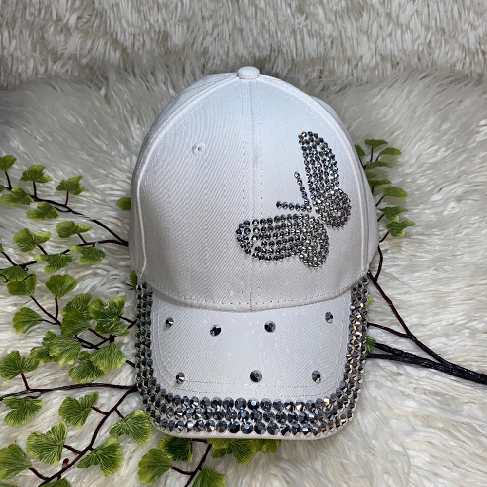 Woman White butterfly hat🤍